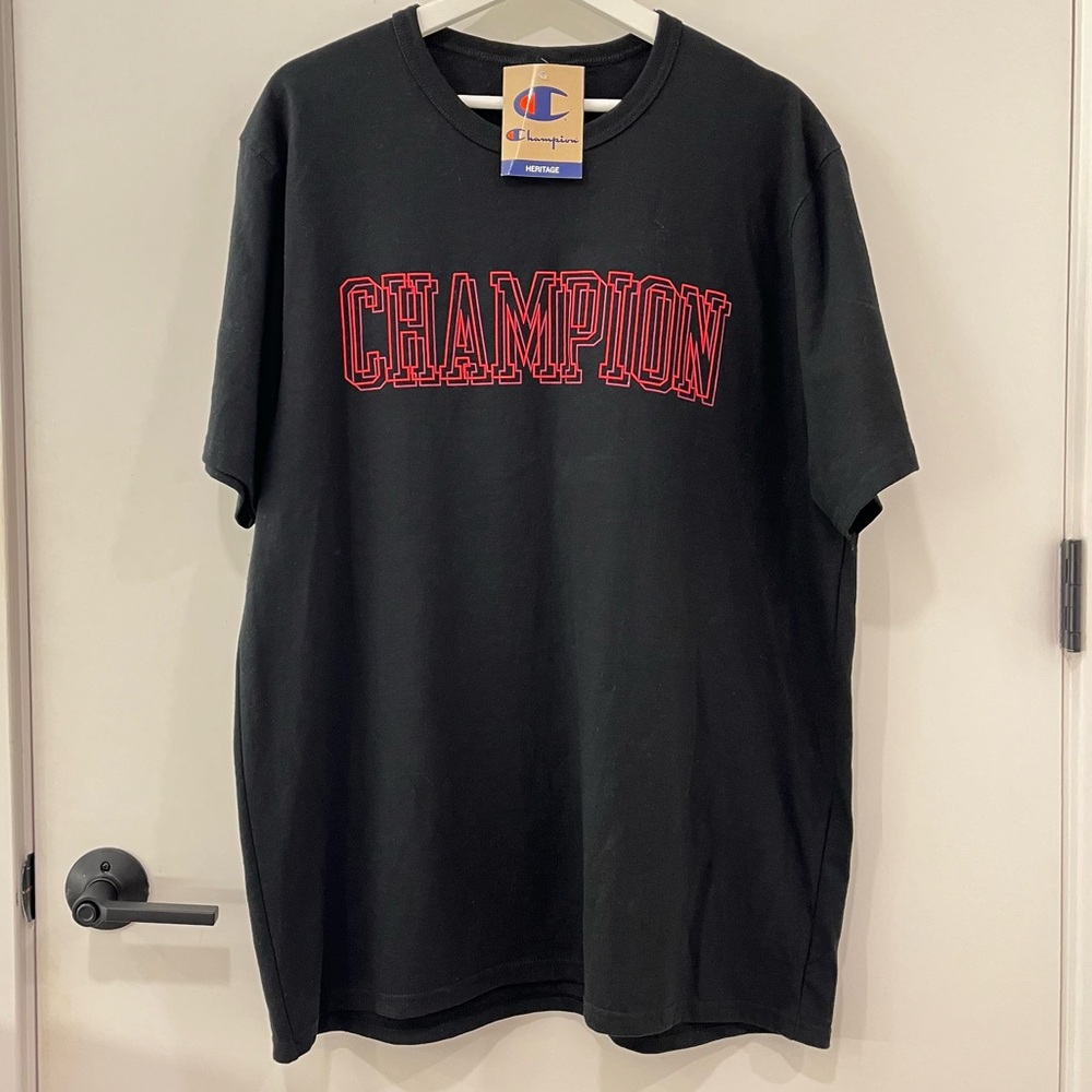 Men’s Champion Black and Red Short Sleeve T-Shirt XL NWT